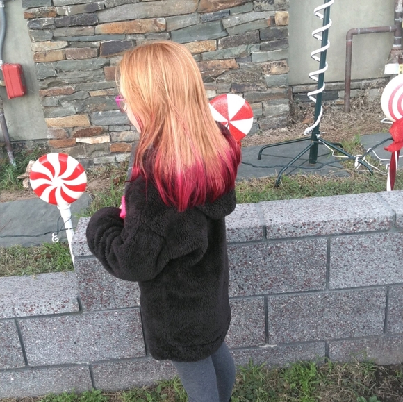 Meet your Posher, Laura - Picture 6 of 13